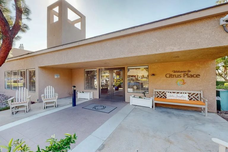 Citrus Place, Riverside, CA 1