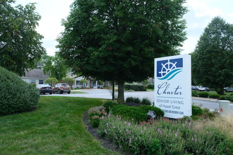 Charter Senior Living of Hazel Crest, Hazel Crest, IL 2