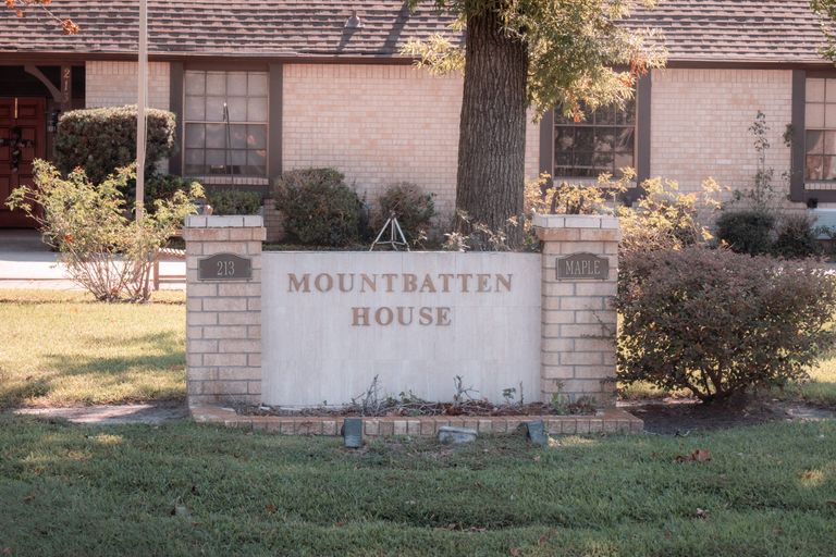 Mountbatten House, Highlands, TX 3