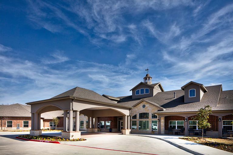 Twin Rivers Assisted Living and Memory Care_01