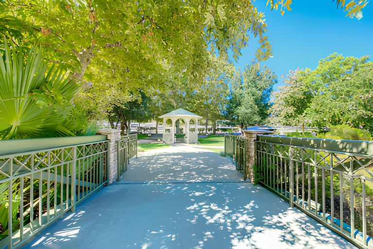Regency Grand of West Covina Assisted Living and Memory Care, West Covina, CA 1