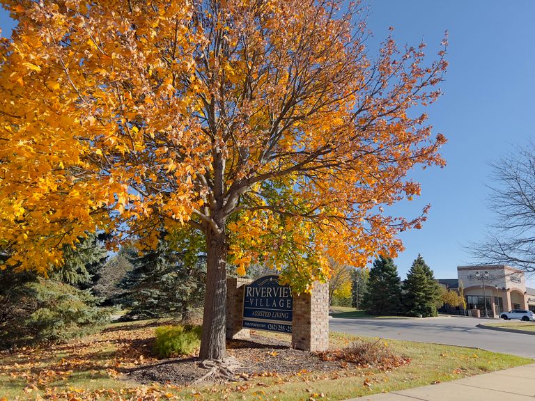 Riverview Village Senior Living, Menomonee Falls, WI 3