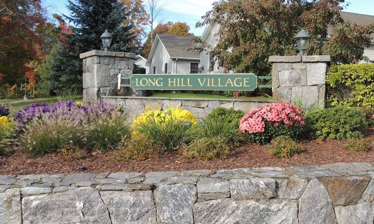 Long Hill Village, Trumbull, CT 2