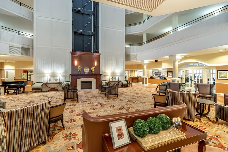 elison-independent-living-of-nileselison-independent-living-of-niles-elison-niles-main-lobby-2-147_sly_high_res_