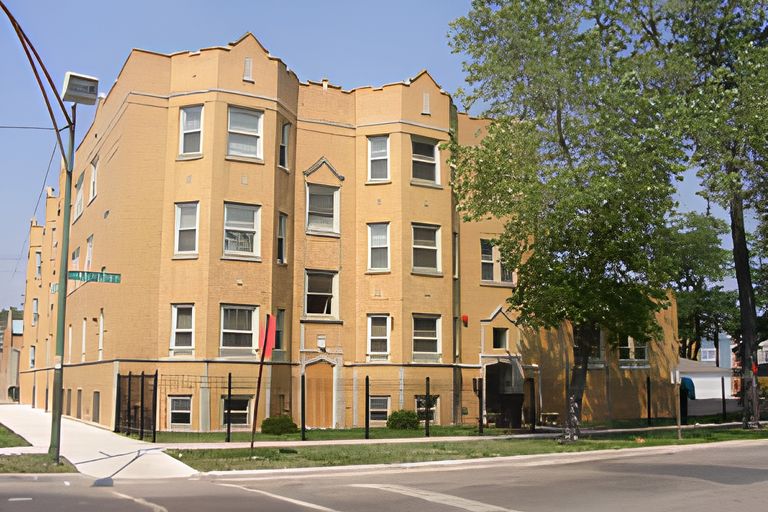 Bishop Edwin Conway Residence, Chicago, IL 1