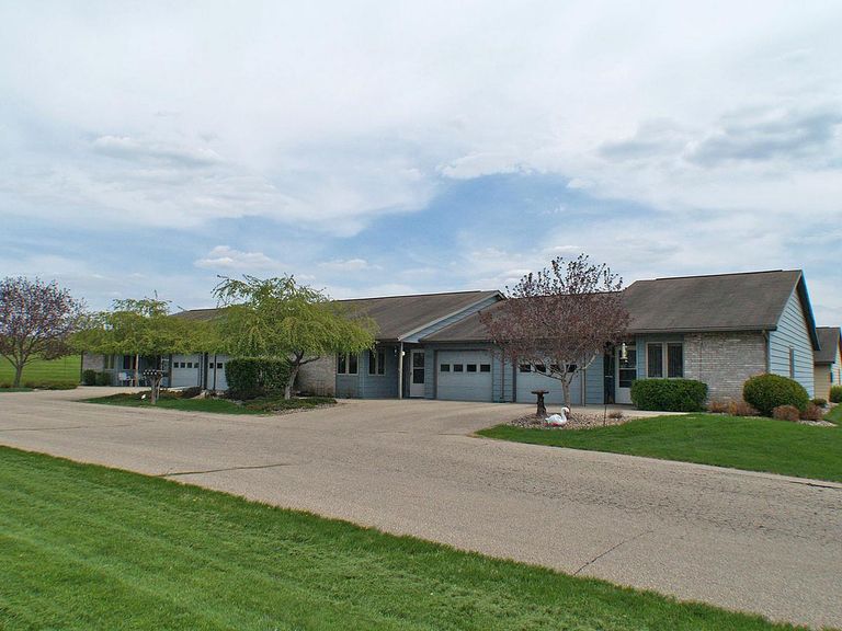 Heights Town Homes, Holmen, WI 1