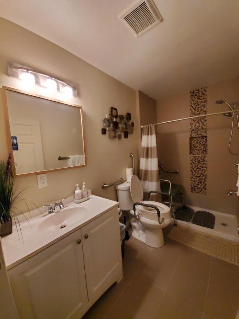 pristine-guest-home-bathroom-2