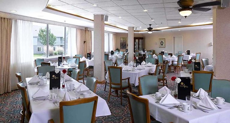 celebration-villa-of-hearthstone-west-dining-room