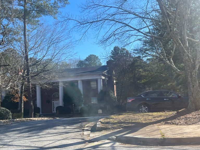 Country Gardens of Dunwoody, Dunwoody, GA 3