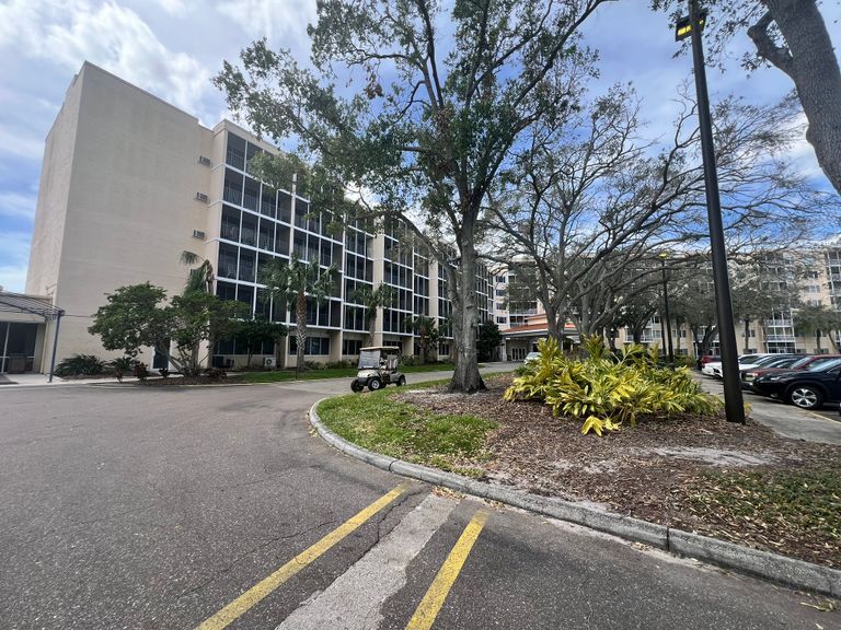 Sun Towers Retirement Community, Sun City Center, FL 3