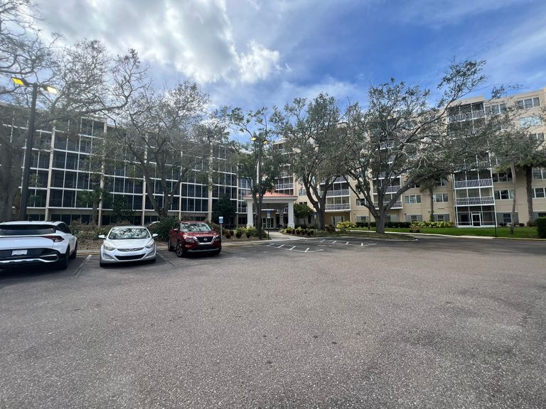 Sun Towers Retirement Community, Sun City Center, FL 1