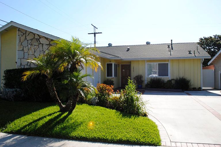 Brighten Cottages - Greenbrier, Long Beach, CA 3