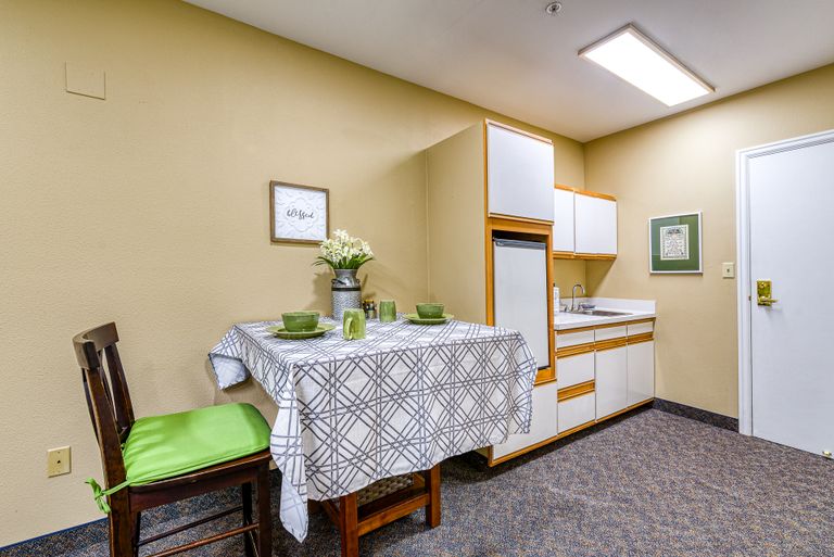 Awbrey Place Assisted Living and Memory Care, Bend, OR 1