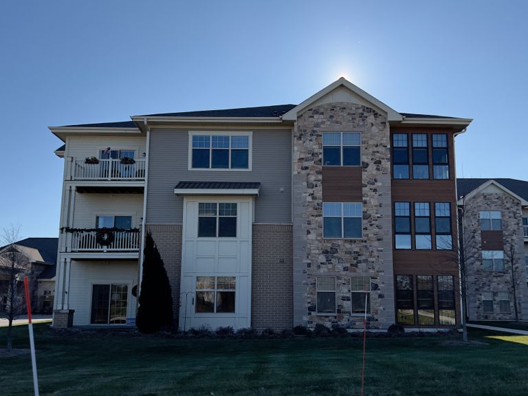 Village Pointe Commons, Grafton, WI 2