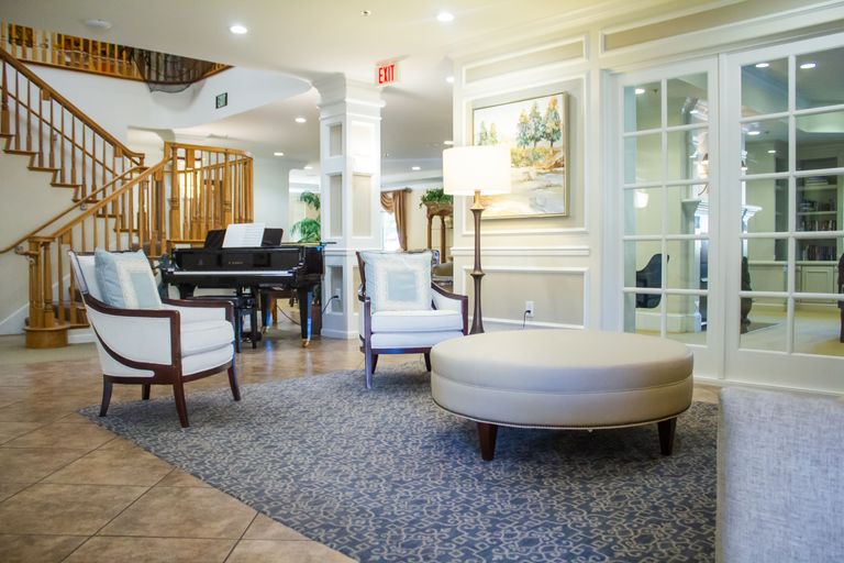 The Stratford At Beyer Park Assisted Living, Modesto, CA 2