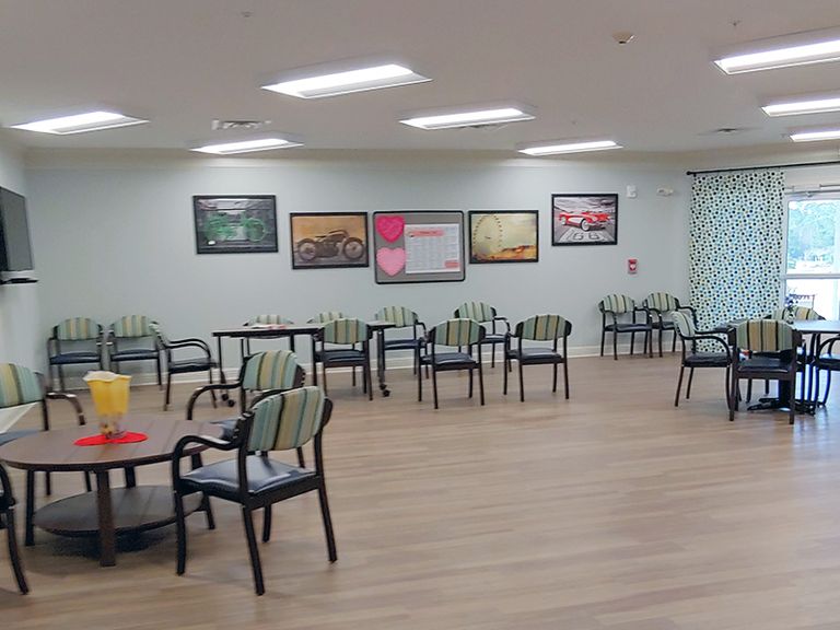 River Park Senior Living (UPDATED) - Get Pricing & See 8 Photos in ...