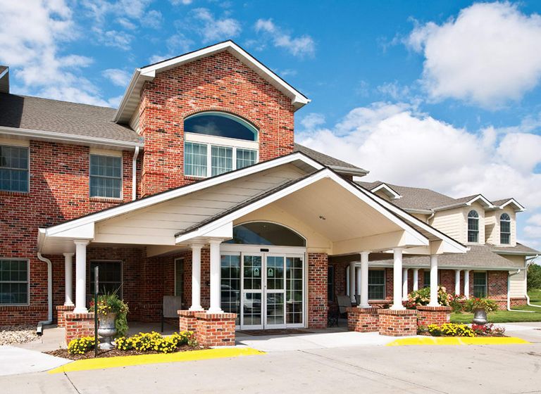 Heritage At Fox Run Assisted Living, Council Bluffs, IA 2