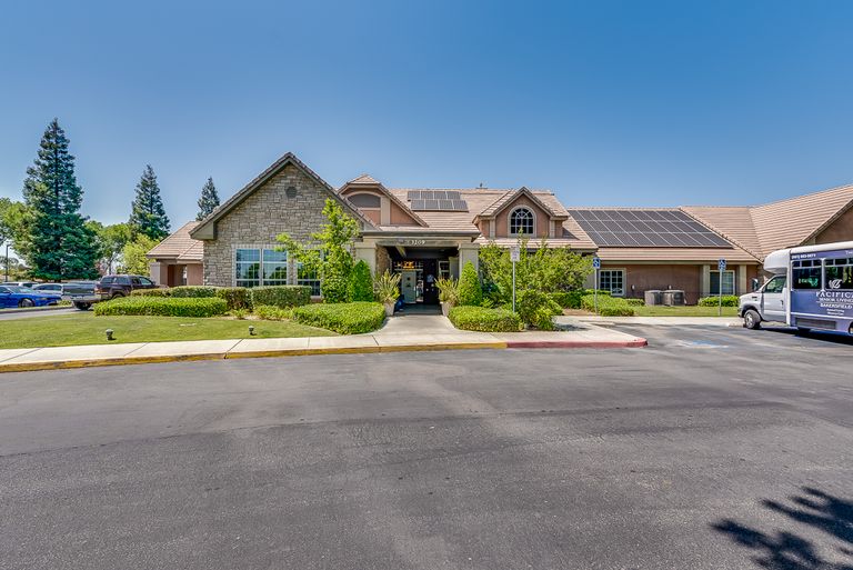 Riverstone Terrace Senior Living, Bakersfield, CA 3