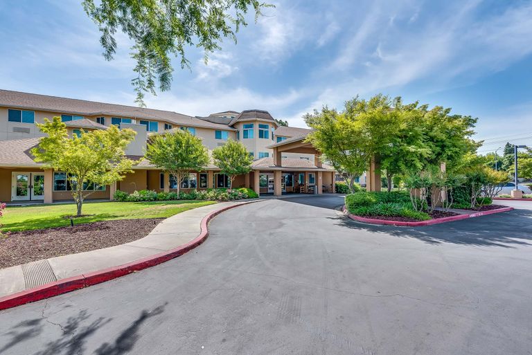 Solstice Senior Living At Lodi, Lodi, CA 1