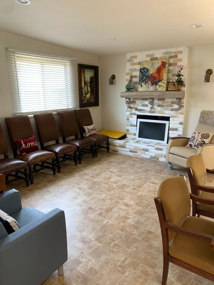 Amelia Rose Senior Care Cottage, Lakewood, CA 1