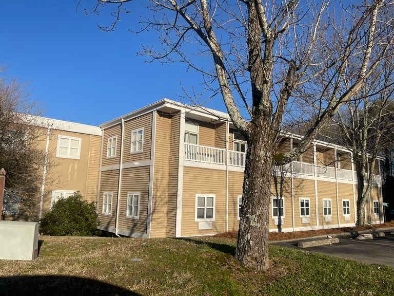 Phoenix at Dunwoody, Dunwoody, GA 1