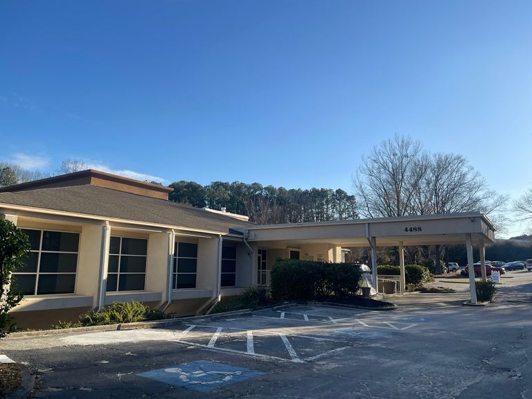 Phoenix at Dunwoody, Dunwoody, GA 3