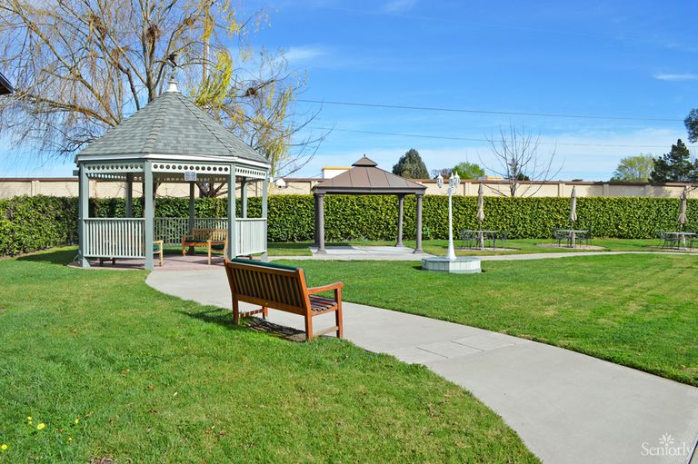 Willow Creek Alzheimer's & Dementia Care Center, Castro Valley, CA 3