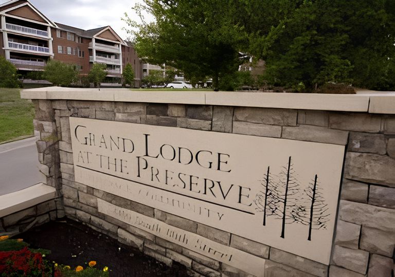 The Grand Lodge at the Preserve, Lincoln, NE 3