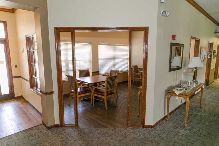 Meadow Creek Assisted Living, Lancaster, TX 3