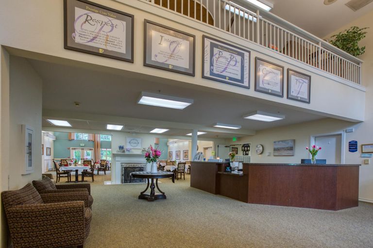 Homewood Heights Assisted Living Community, Milwaukie, OR 2