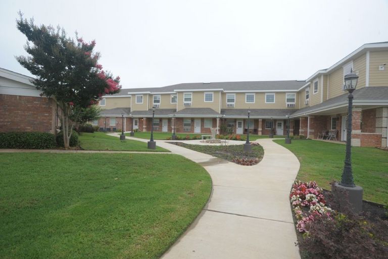 Oak Wood Place Pricing Photos And Floor Plans In Athens Tx Seniorly Oak Wood Place Pricing Photos And Floor Plans In Athens Tx Seniorly