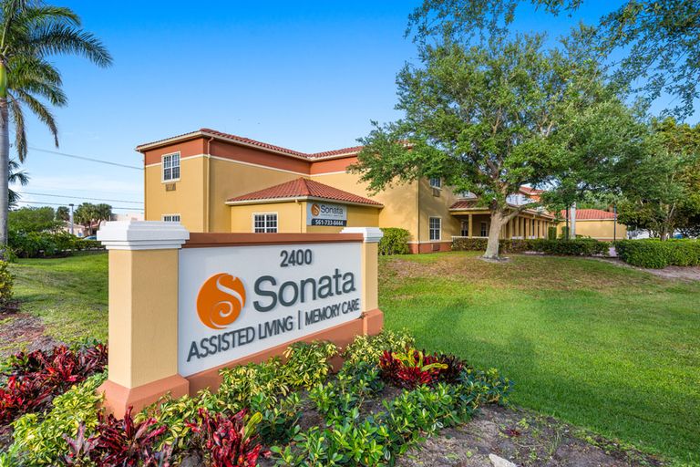 THE BEST 15 Assisted Living Facilities in Delray Beach, FL Seniorly