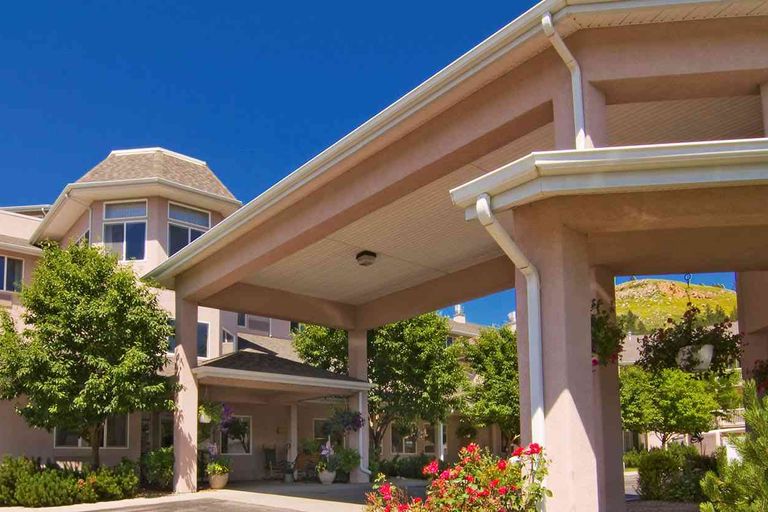 The 8 Best Independent Living Communities in South Dakota Seniorly