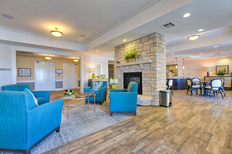 Lake Travis Independent Living Pricing, Photos and Floor