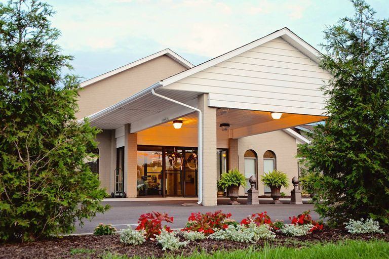 Commonwealth Senior Living At Radford Pricing, Photos and Floor Plans