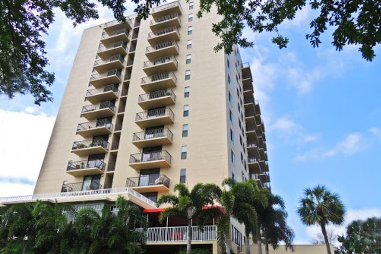 Canterbury Towers Pricing Photos And Floor Plans In Tampa Fl