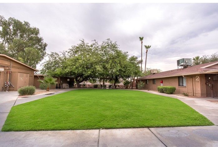 Encanto Palms Assisted Living_Photos_03_Seniorly.jpg