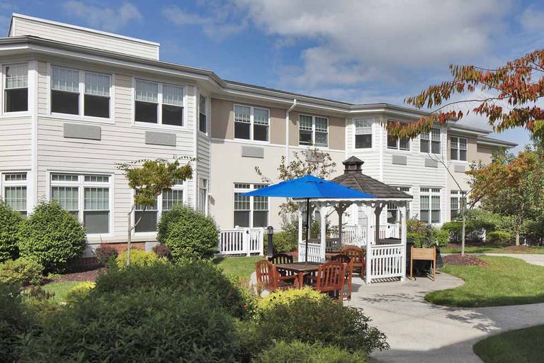 Atria Woodlands Pricing, Photos and Floor Plans in Ardsley, NY Seniorly