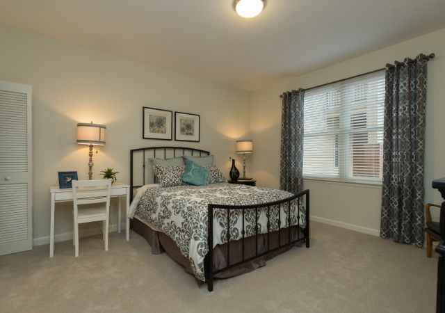 Deerfield, Urbandale, IA 4