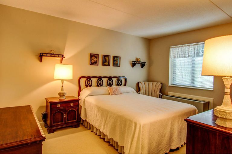 Laclede Groves Pricing, Photos and Floor Plans in St. Louis, MO