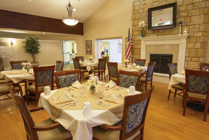 The 10 Best Assisted Living Facilities in Oak Creek, WI for 2021