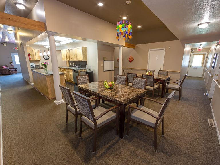 Updated GRACE WOODS NILES ASSISTED LIVING 2020 Details Seniorly