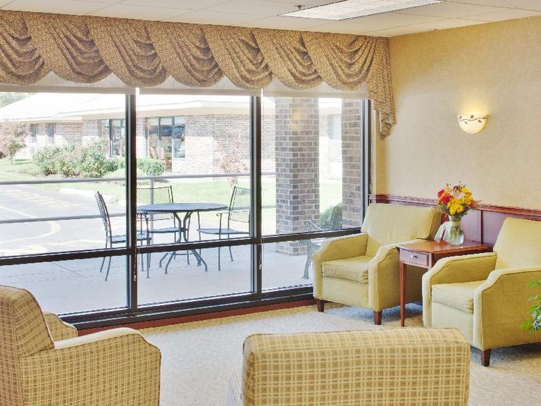 Crestview Center - Pricing Photos And Floor Plans In Langhorne Pa Seniorly