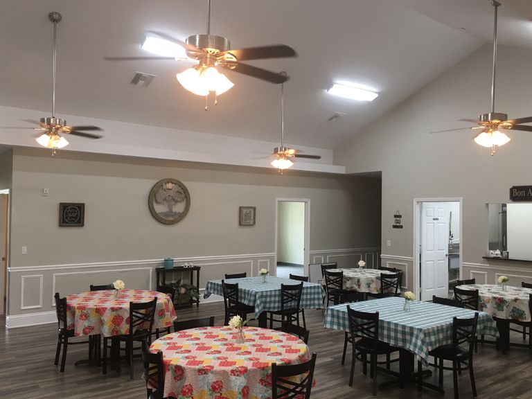 Rising Oaks Assisted Living Pricing, Photos and Floor Plans in Live Oak, FL Seniorly