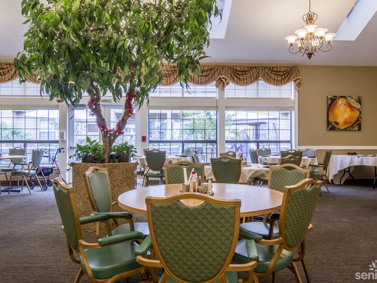 Carlton Senior Living Pleasant HillMartinez Pricing, Photos and