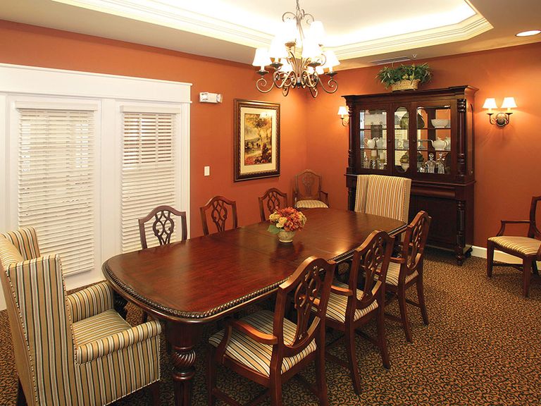 Luther Oaks Pricing, Photos and Floor Plans in Bloomington, IL Seniorly