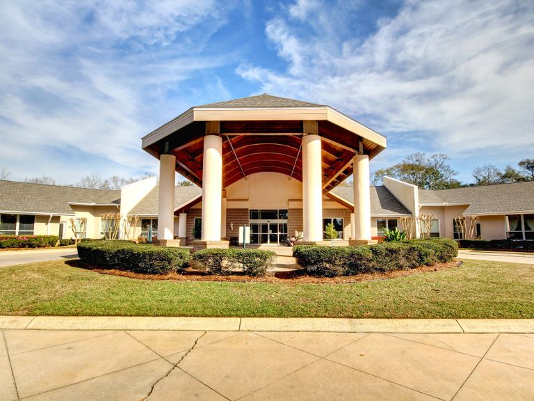 Live Oak Village Pricing, Photos and Floor Plans in Foley, AL Seniorly
