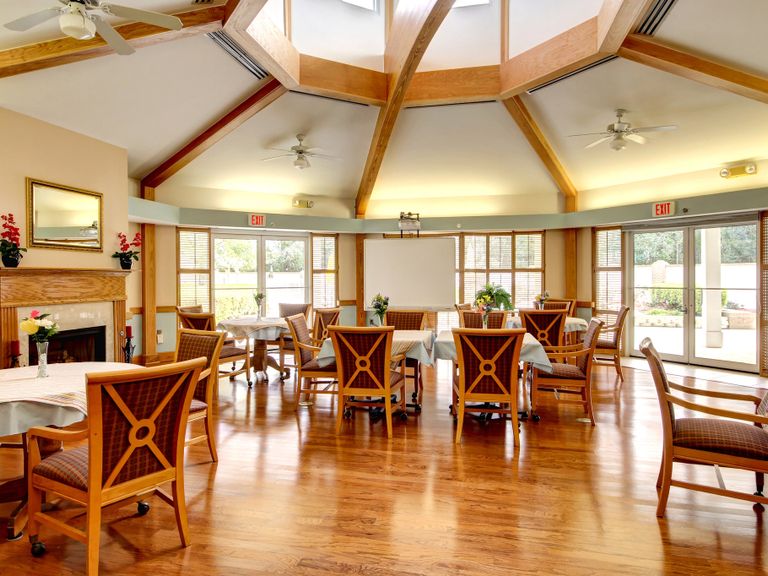 Live Oak Village Pricing, Photos and Floor Plans in Foley, AL Seniorly