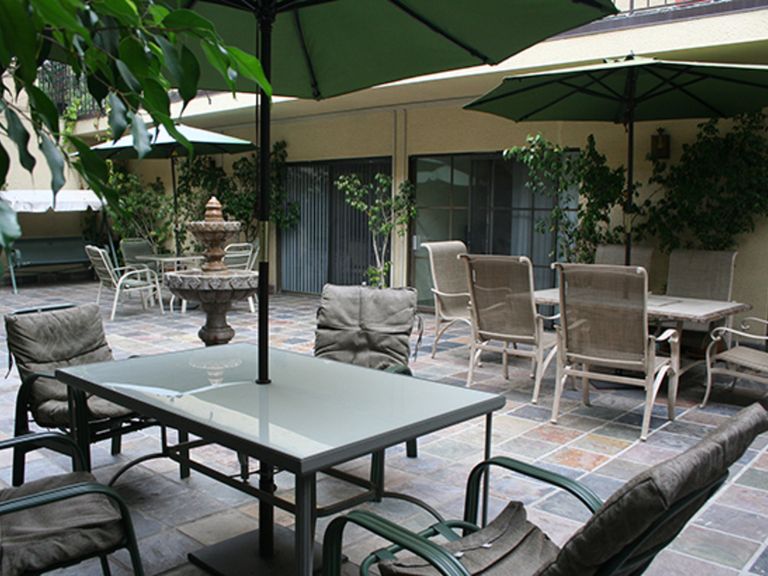 Garden Of Palms - Pricing, Photos and Floor Plans in Los Angeles, CA