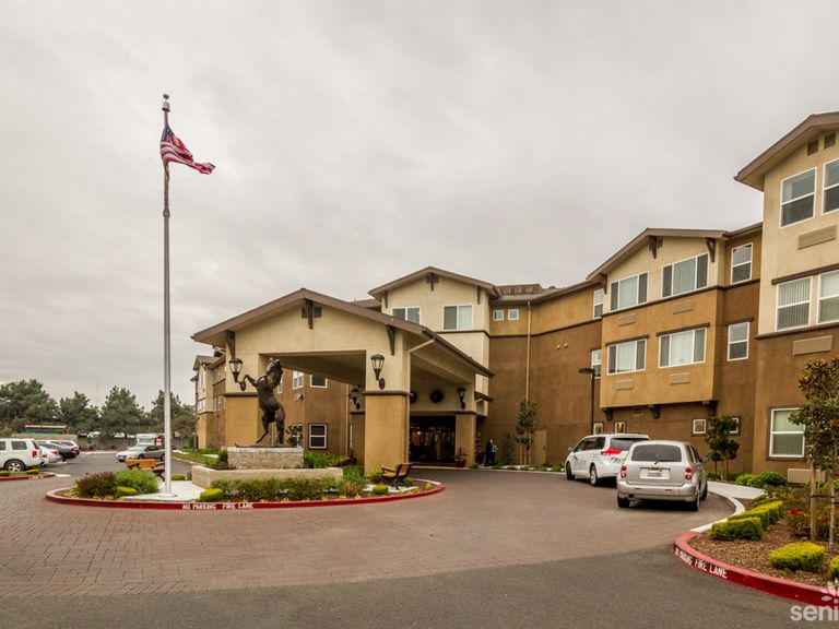 Carlton Senior Living Davis Pricing Photos And Floor Plans In Davis Ca Seniorly